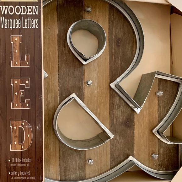 14” Wooden LED Battery Operated Marquee Letter New - Picture 2 of 2